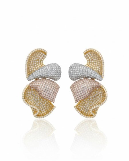 اقراط بأحجار الزركون