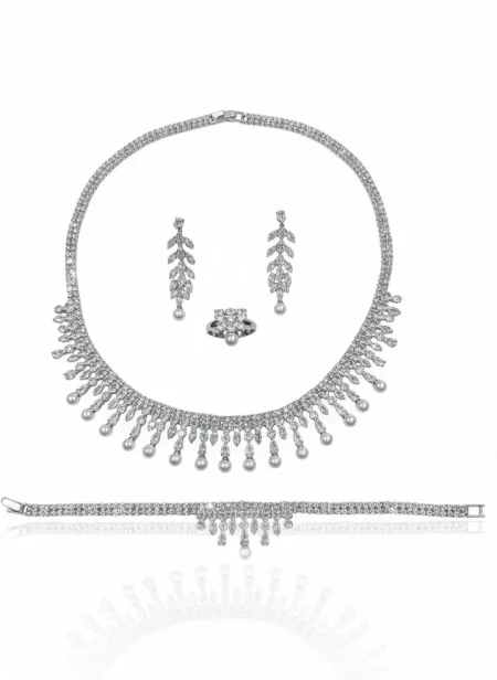 طقم بأحجار الزركون واللولو