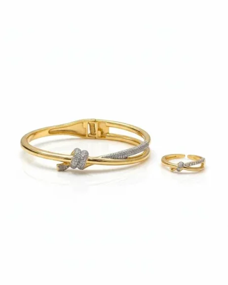 طقم اسوارة وخاتم باللون الذهبي